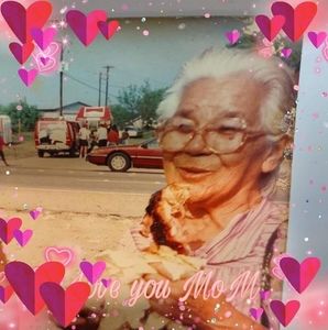 Meet your Posher, Gloria